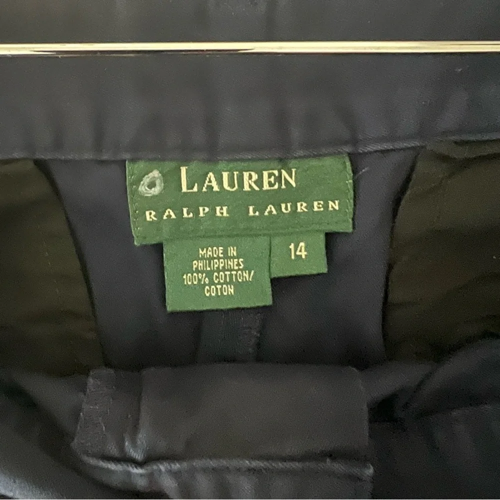 Lauren Ralph Lauren Women’s Navy Blue Shorts 100% Cotton Flat Front Size 14 - Picture 4 of 4